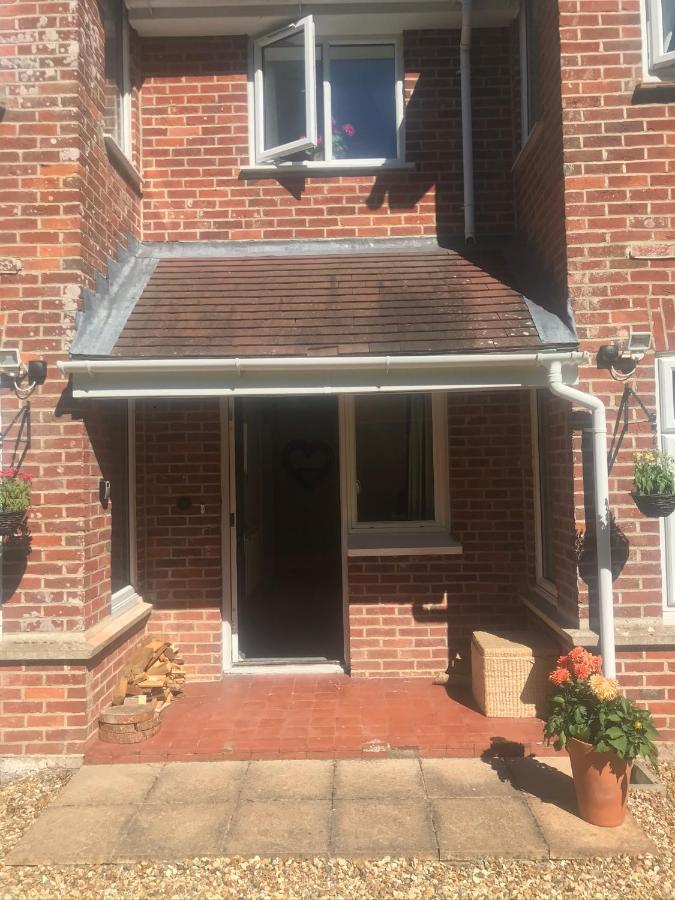 Redbrook Farm Bnb - Gateway To The New Forest 福丁布里奇 外观 照片