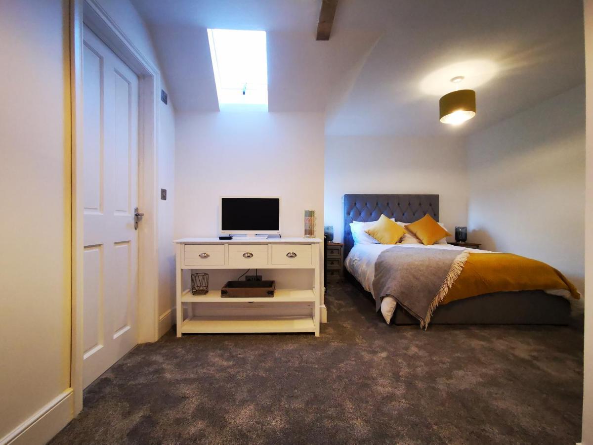 Redbrook Farm Bnb - Gateway To The New Forest 福丁布里奇 外观 照片