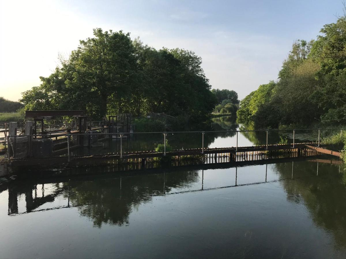 Redbrook Farm Bnb - Gateway To The New Forest 福丁布里奇 外观 照片