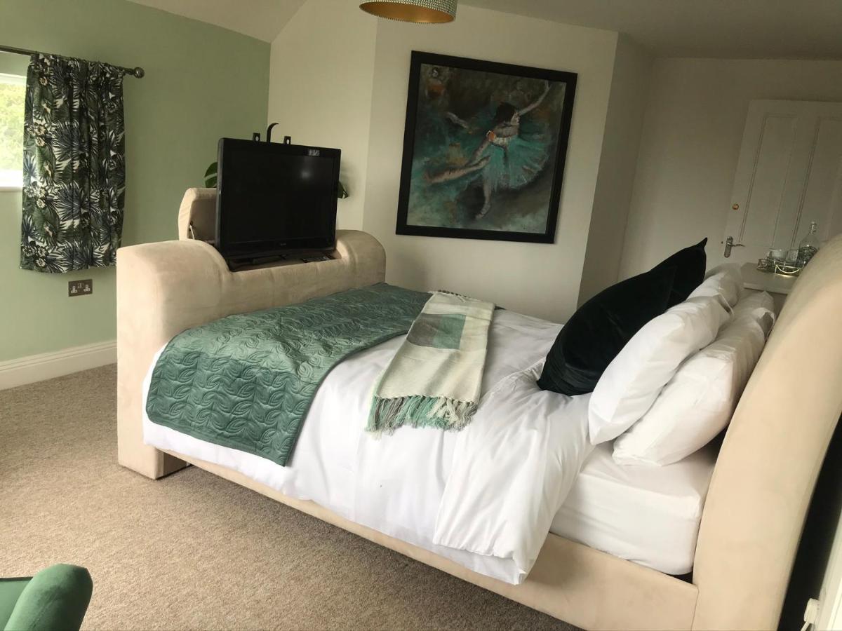Redbrook Farm Bnb - Gateway To The New Forest 福丁布里奇 外观 照片