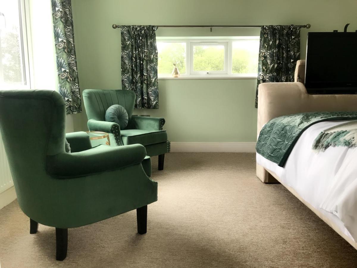 Redbrook Farm Bnb - Gateway To The New Forest 福丁布里奇 外观 照片
