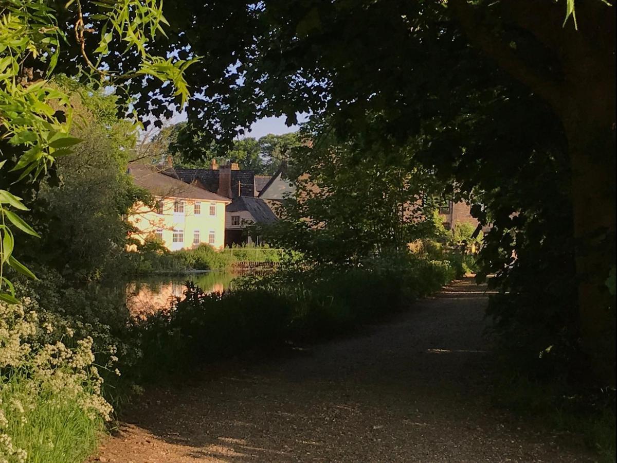 Redbrook Farm Bnb - Gateway To The New Forest 福丁布里奇 外观 照片