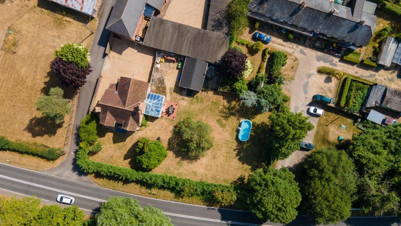 Redbrook Farm Bnb - Gateway To The New Forest 福丁布里奇 外观 照片